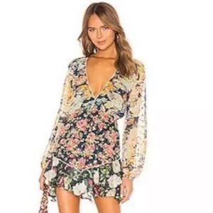 Hemant & Nandita mini dress. Hard to find. I have a small & large. New w/ tags.